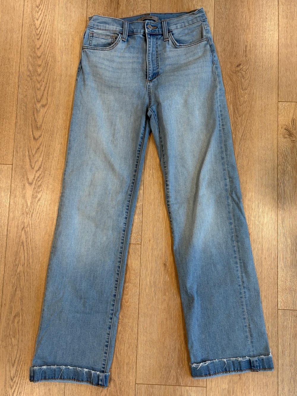 Joe’s Jeans Megan High Rise Wide Leg Size 26 Light Wash Released Hem